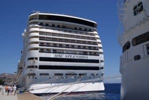 Fährt die MSC Splendida schon bald wieder durch den Canale Grande ? (Bild Stieger)