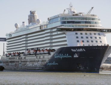 TUI Cruises hat heute in Finnland die Mein Schiff 4 übernommen