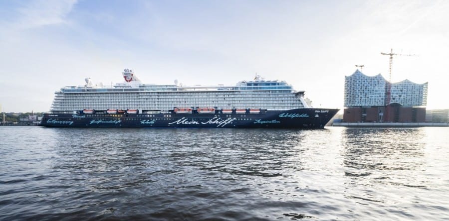 Mein Schiff 4 ist Schiff des Jahres 2016