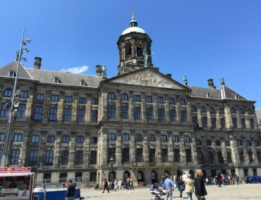 Porträt Amsterdam: Eine faszinierende Stadt mit unzähligen Sehenswürdigkeiten