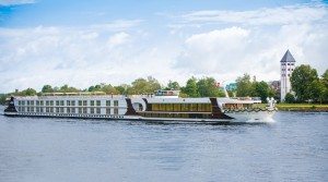 Die Excellence Princess lädt zur Schlager Flusskreuzfahrt mit Monique, Reiner Kirsten und Wirbelwind (Bild Mittelthurgau)