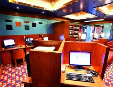 Costa Kreuzfahrten führt neue Internet-Angebote und Social Media Flatrate ein