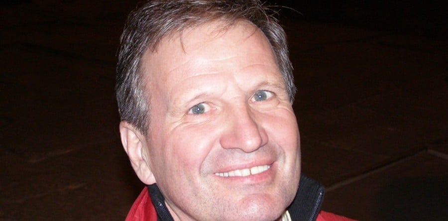 Enthüllungsjournalist an Bord eines Luxus-Kreuzfahrtschiffs
