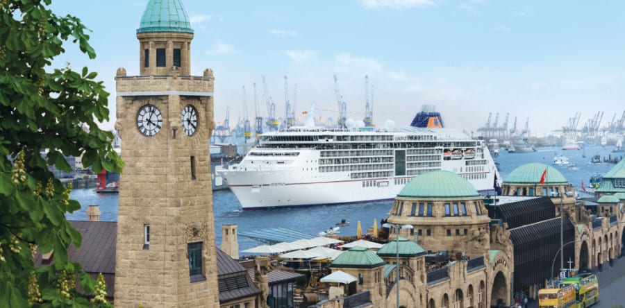 Europa 2 wird in Hamburg dank Landstrom nahezu klimaneutral betrieben