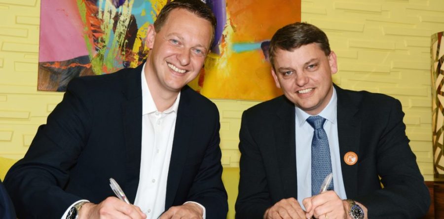 AIDA Prima wird als erstes Kreuzfahrtschiff weltweit mit Flüssigerdgas LNG betrieben