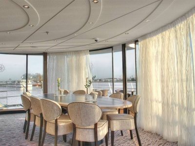 Das neue Scylla-Flusskreuzfahrtschiff, die MS Grace wurde getauft