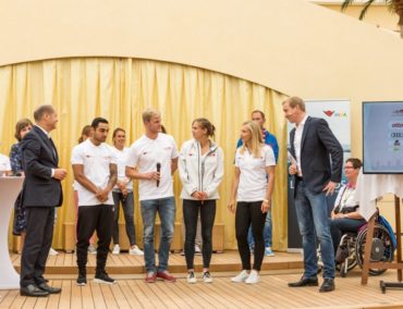 Hamburger Olympia-Sportler an Bord der AIDA Prima verabschiedet