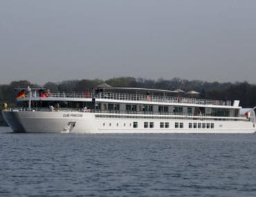 Zweites Schaufelrad-Kabinenschiff für die Elbe