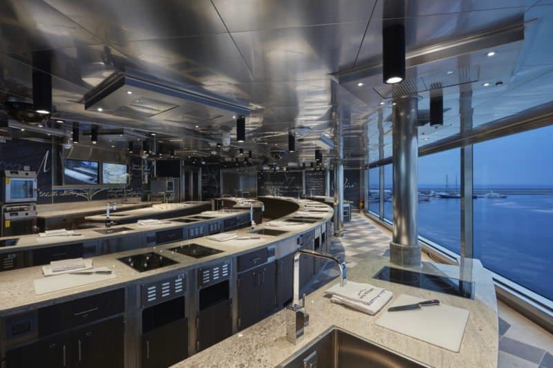 Seven Seas Explorer feiert Karibik-Debüt mit Genuss der Extraklasse