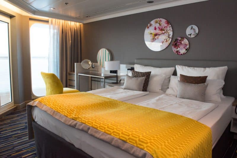 Verschönerungskur für die Mein Schiff 2