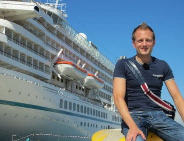 “Die Arbeit auf der MS Albatros und MS Artania ist sehr spannend und eine echte Herausforderung”