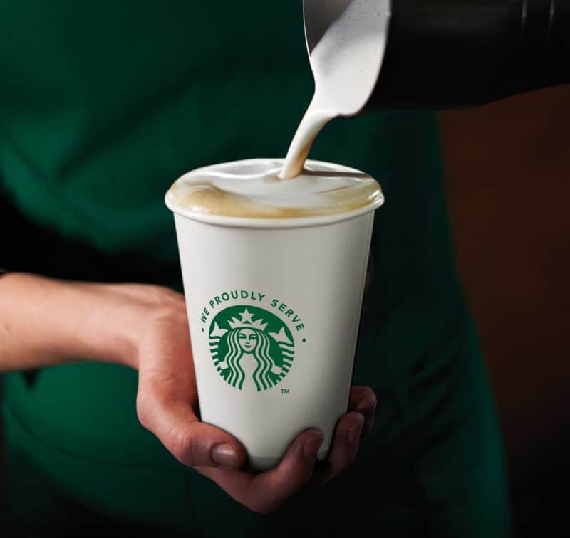AIDA Cruises holt Starbucks an Bord