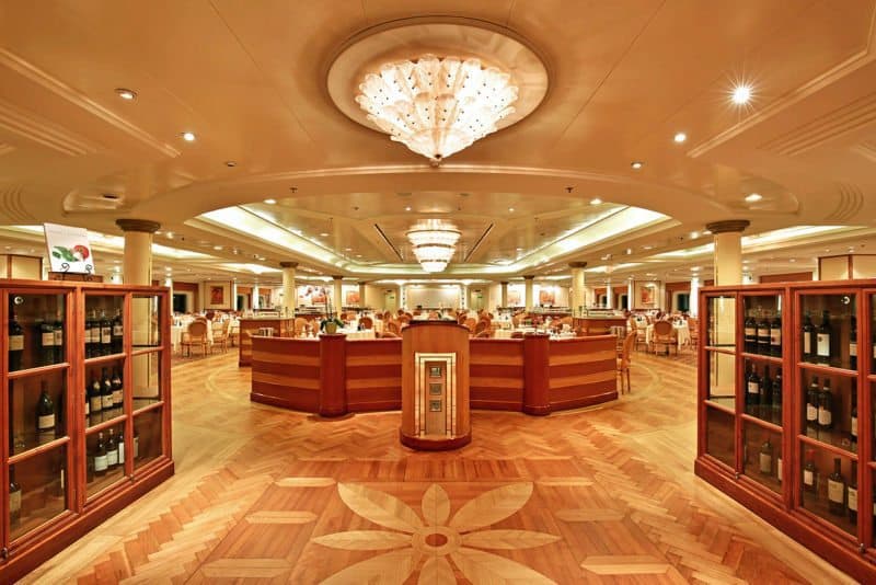 Silver Whisper segelt mit neuem Look ins neue Jahr