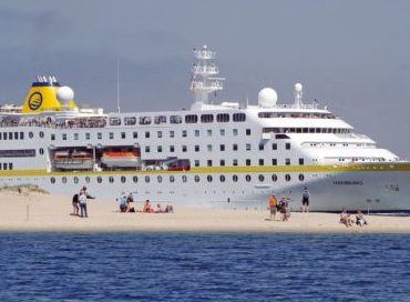 MS Hamburg erhält absenkbare Panorama-Fenster