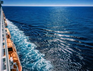 Kreuzfahrt Doku im ZDF: Sonnendeck mit Schattenseiten