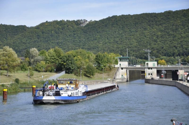 Brücken und Schleusen des Main-Donau Kanals müssen saniert werden