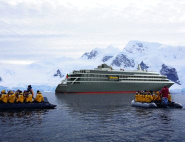 Viel erleben, bequem genießen – mit nicko Cruises demnächst auch auf den Weltmeeren