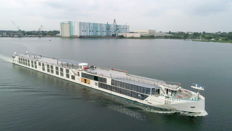 Crystal Bach, das luxuriöseste Flusskreuzfahrtschiff der Welt an Reederei übergeben