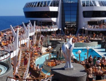 Die lustigsten Bewertungen von Kreuzfahrtschiffen auf HolidayCheck