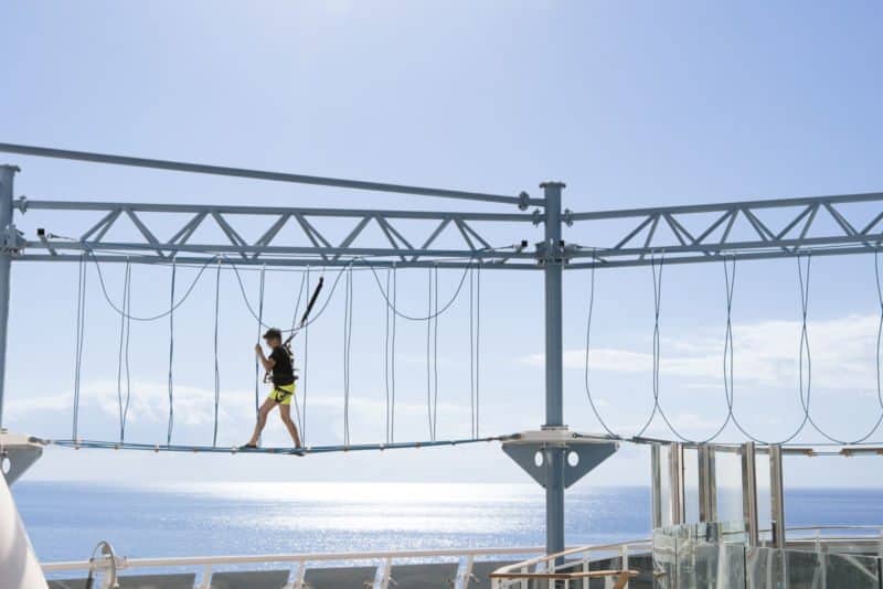 80 Meter über dem Meeresspiegel auf der MSC Meraviglia die persönlichen Grenzen austesten
