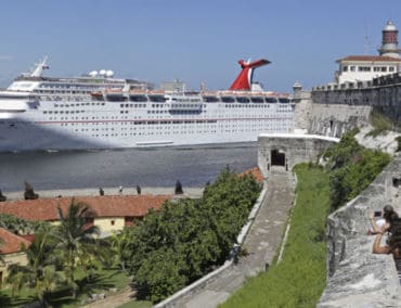 Carnival Cruse Line setzt das millionenschwere Investitionsprogramm fort