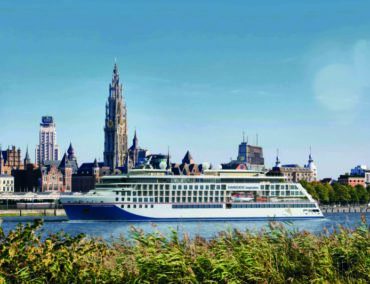 Hapag-Lloyd Cruises tauft Hanseatic inspiration am 13. Oktober 2019 in Antwerpen