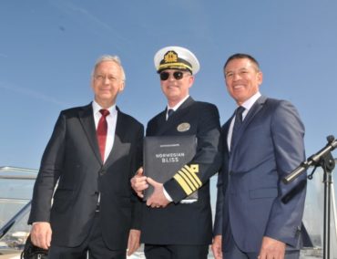 Norwegian Cruise Line nimmt die Norwegian Bliss in Empfang