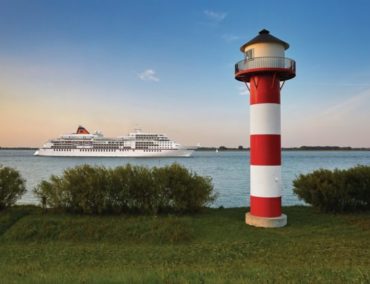Deutschland-Saison der Hapag-Lloyd Cruises Flotte startet
