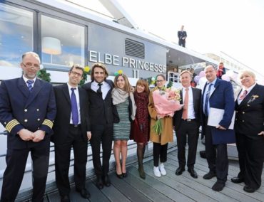 Die Elbe Princesse II ist zu Kreuzfahrten zwischen Berlin und Prag gestartet
