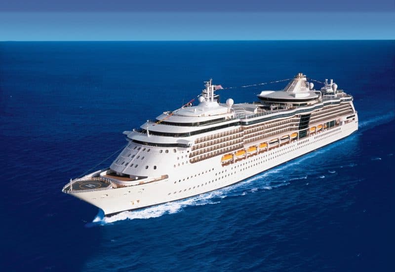 Jewel of the Seas fährt im Sommer ab Limassol (Zypern)