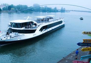 Freude in Basel und am Rhein: Neues Personenschiff wird getauft