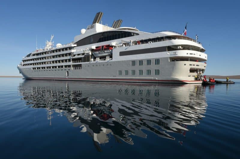 Expeditionsyacht Le Soléal bringt eine französische Brise nach Hamburg