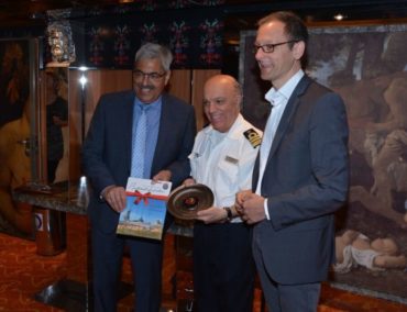 Premiere in Bremerhaven: Erstanlauf der Costa Mediterranea