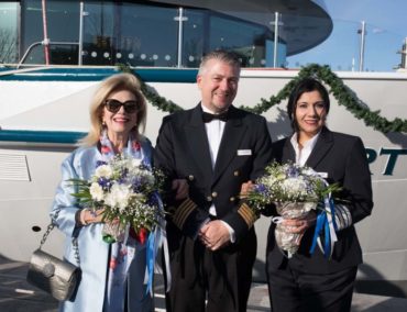 Flusskreuzfahrtschiff MS Robert Burns in Wien getauft