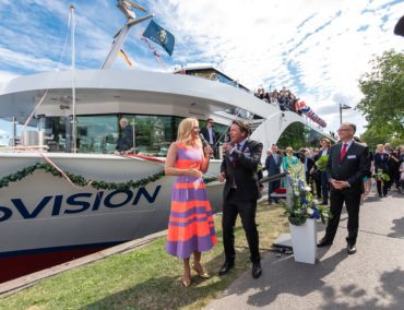 Barbara Schöneberger tauft nickoVision – Meilenstein in der Geschichte von nickoCruises