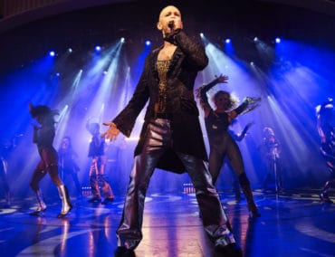 Schweizer Pop Duo Yello erobert die AIDA Nova