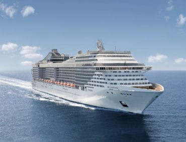 MSC Fantasia verlängert Aufenthalt in Neapel
