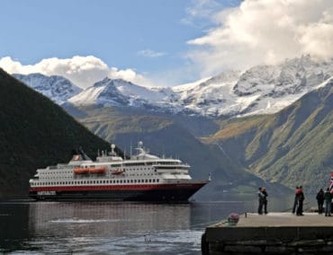 Schweizer lieben Postschiffreisen mit Hurtigruten