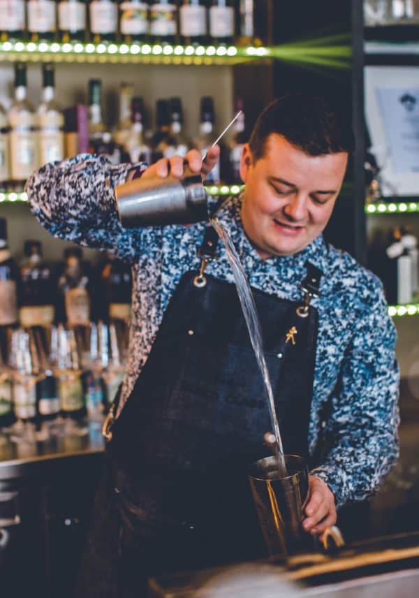 Ein Treffen mit dem besten Barkeeper auf hoher See