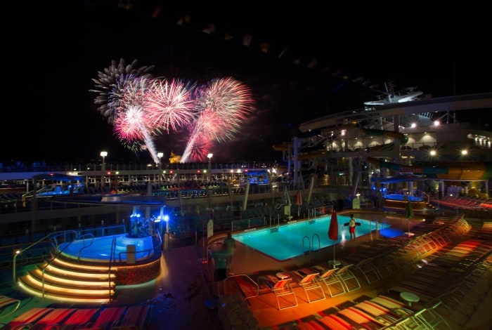 Taufe der Symphony of the Seas, dem grössten Kreuzfahrtschiff der Welt
