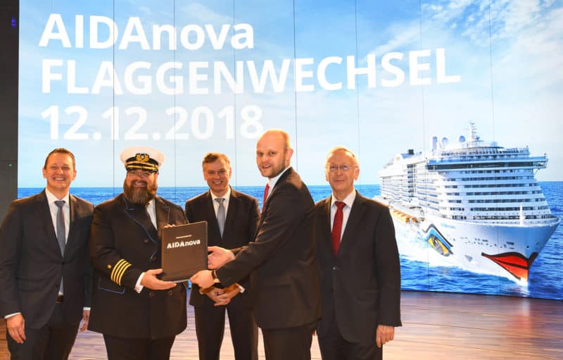 Meyer Werft liefert weltweit erstes LNG betriebenes Kreuzfahrtschiff ab