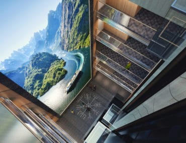 Hurtigruten stellt den höchsten LED-Bildschirm auf See vor