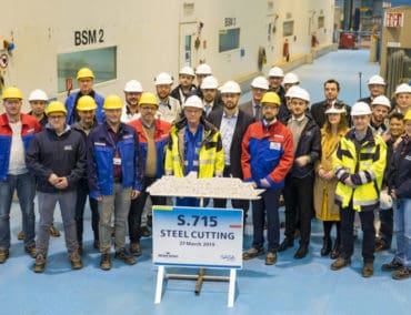 Brennstart für Spirit of Adventure auf der Meyer Werft