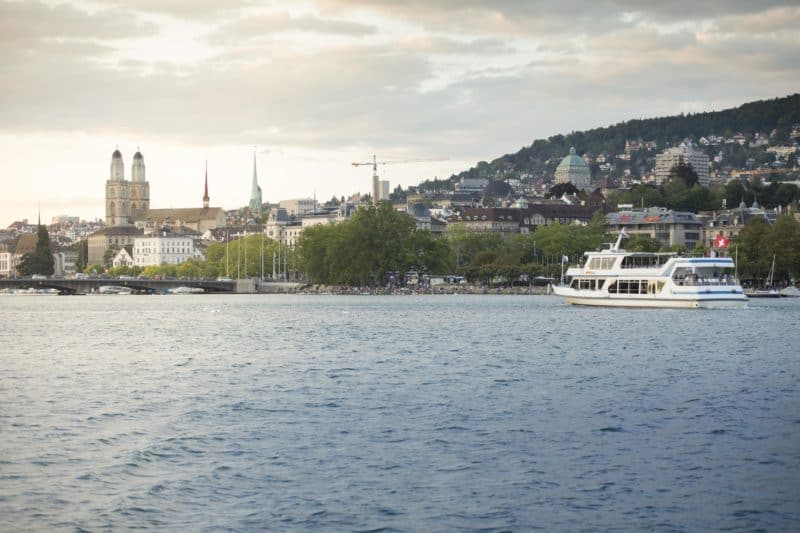 Heisse Rhythmen, coole Gaumenfreuden auf dem Zürichsee
