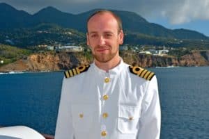 Kapitän James Griffiths wird ab Mitte August das Kommando des luxuriösen Expeditionsschiffs Scenic Eclipse übernehmen (Foto Scenic Cruises)