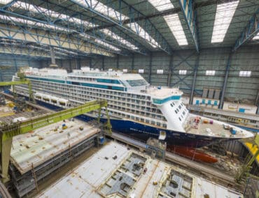 Spirit of Discovery dockt sechs Stunden früher aus