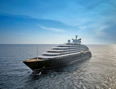 Scenic Eclipse – weltweit erste Discovery Yacht – sticht offiziell in See