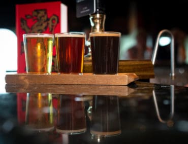 Cunard und Dark Revolution kreieren drei exklusive Craft Biere