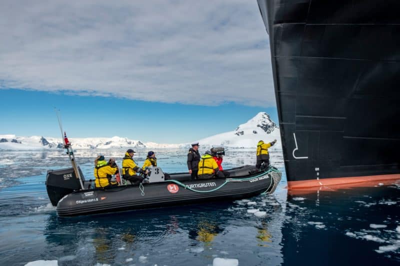 Roald Amundsen wurde im Eis mit Eis getauft