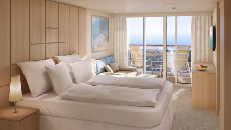 AIDA Mira Taufe mit Johannes Oerding und Topmodel Franziska Knuppe